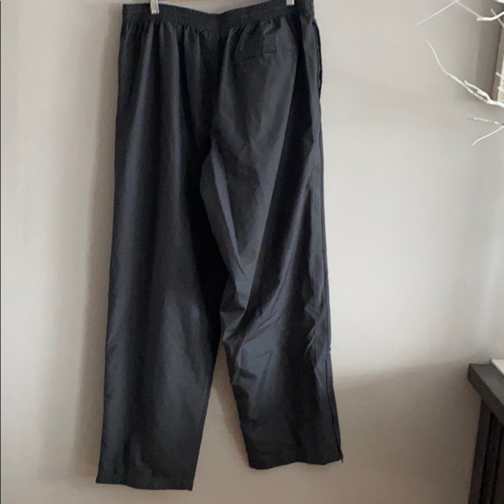 Nike dark grey windbreaker pants - Picture 5 of 7